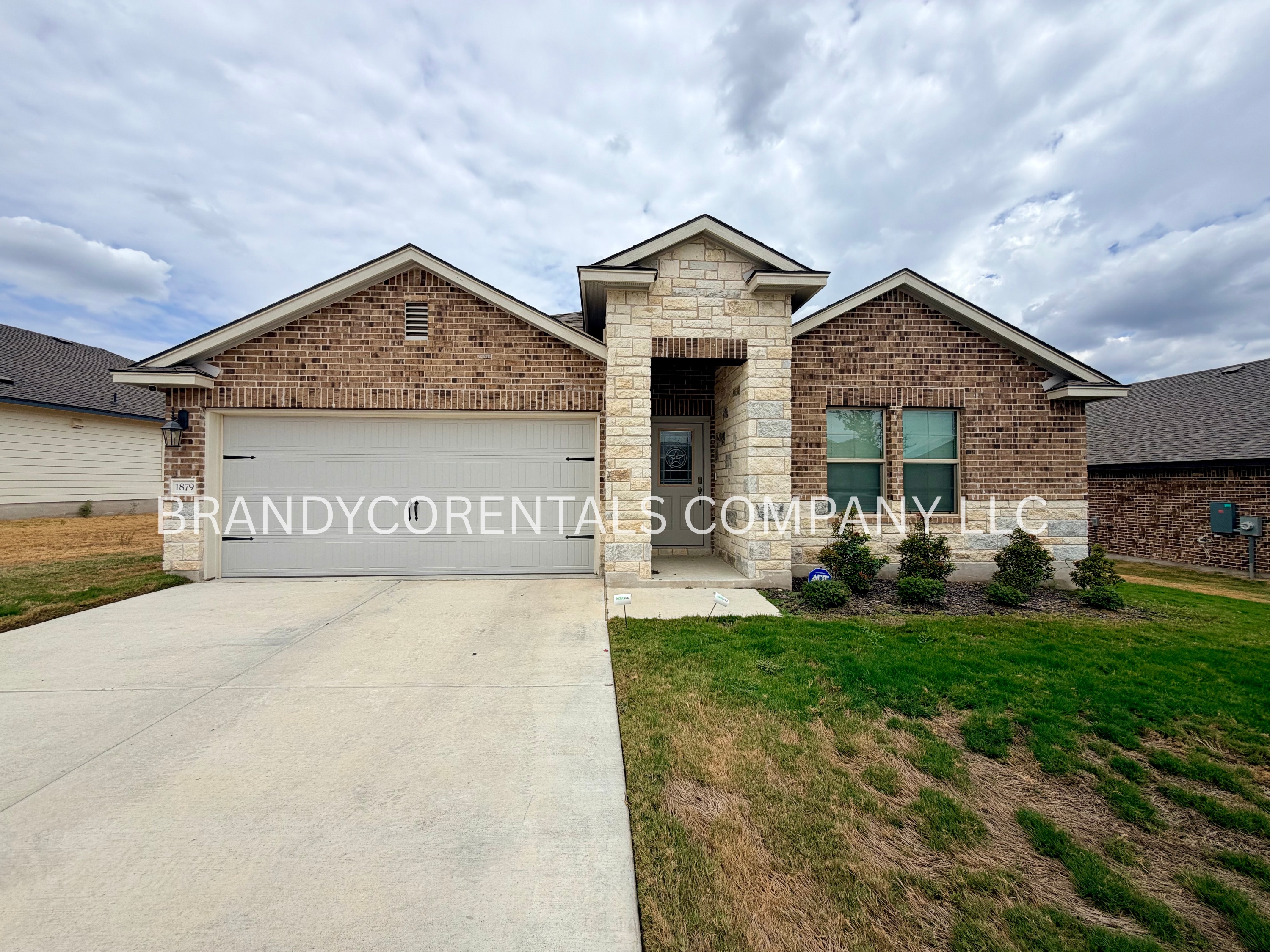 1879 Truscott Parkway